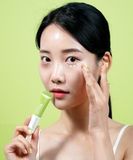 Kem dưỡng mắt che khuyết điểm và cải thiện quầng thâm mắt I-Lenol Dark Spot Cream