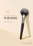 Cọ quạt lớn đa năng STUDIO17 BIG FAN BRUSH 453