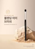 Cọ trang điểm mắt STUDIO17 BLENDING EYE BRUSH 712