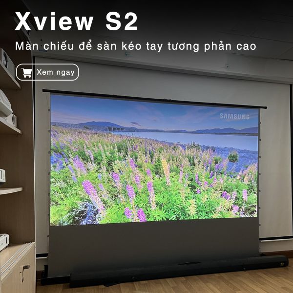 Màn chiếu Xview S2 để sàn tương phản cao, có chân dựng đứng, góc nhìn 180 độ, loại cao cấp, cho chất lượng hình ảnh đẹp, sắc nét, hỗ trợ 5 kích thước