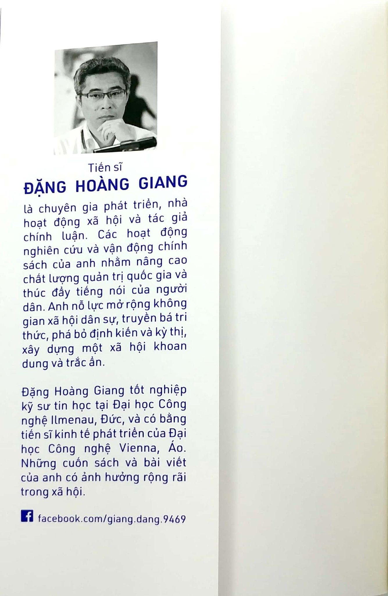  Tìm Mình Trong Thế Giới Hậu Tuổi Thơ 