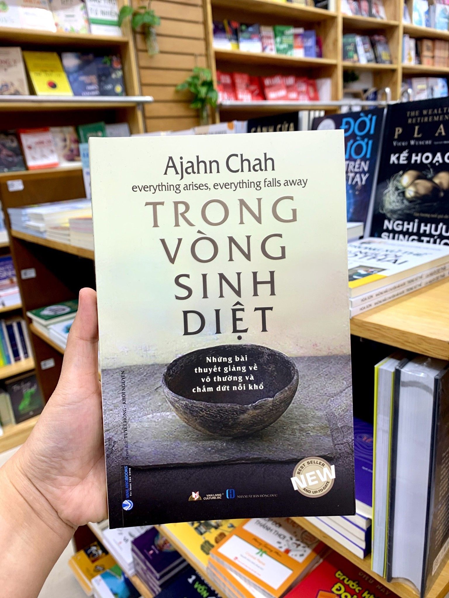  Trong Vòng Sinh Diệt 