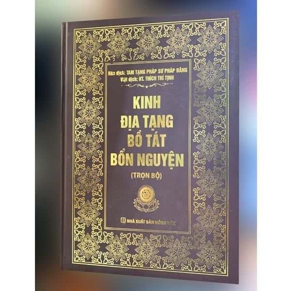  Kinh Địa Tạng Bồ Tát Bổn Nguyện - Bìa Cứng ( Khổ Lớn - Kích Thước 32 X 22 Cm ) 