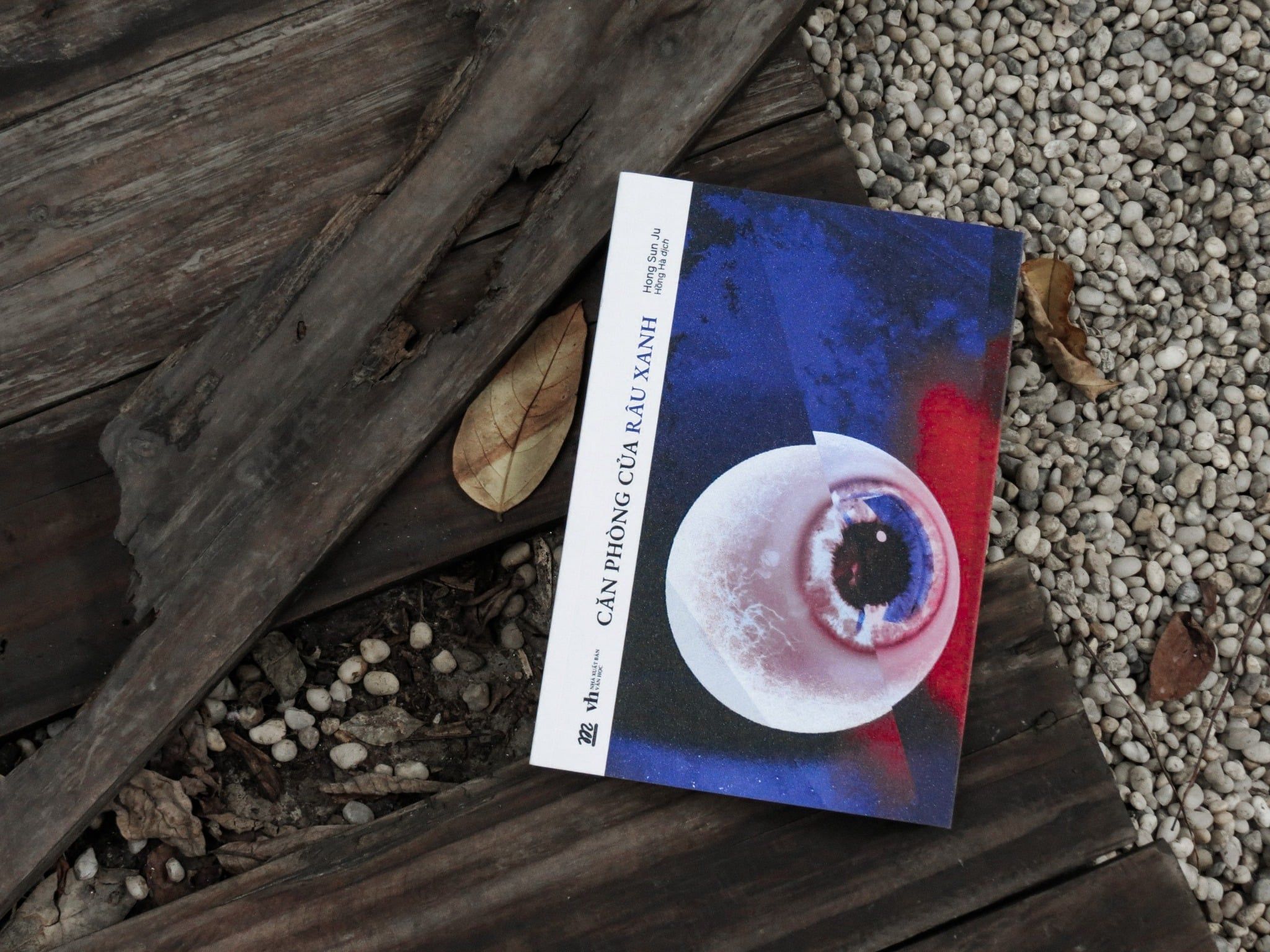  Căn Phòng Của Râu Xanh 