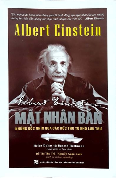Albert Einstein - Mặt Nhân Bản