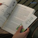  Phía Cuối Con Đường Hoa Đang Nở 