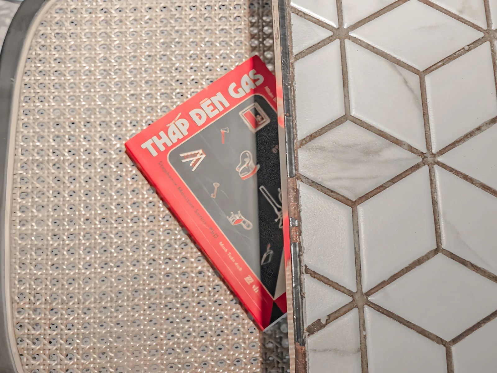  Thắp Đèn Gas : Nhận Biết Kẻ Thao Túng Và Bạo Hành Cảm Xúc Để Giải Phóng Bản Thân 