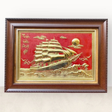  Quà Tặng Khai Trương Tranh đồng Thuận Buồm Xuôi Gió kích thước 28 x 38cm mạ vàng 24K 
