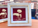  Quà Tặng Doanh Nghiệp Tranh Hoa Sen kích thước 20 x 20 cm dát vàng 