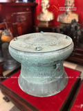  Quà Tặng Trống Đồng Đông Sơn đồng đỏ xỉn xanh giả cổ hoa văn chìm kích thước 50 x 45 cm 