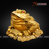  Quà Tặng Phong Thủy Tượng Thiềm Thừ đồng vàng kích thước 21 x 17 x 16 cm 