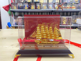  Quà tặng Mô Hình Thuyền Buồm dát vàng kích thước 22 x 31 x 12 cm 