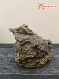  Quà Tặng Phong Thủy Tượng Thiềm Thừ đồng vàng kích thước 18 x 20 cm 