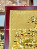  Quà Tặng Doanh Nghiệp Tranh Hoa Sen kích thước 32 x 23 cm mạ vàng 24K 