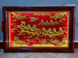  Quà Tân Gia Tranh đồng Mã Đáo Thành Công kích thước 115x75cm nền đỏ dát vàng 