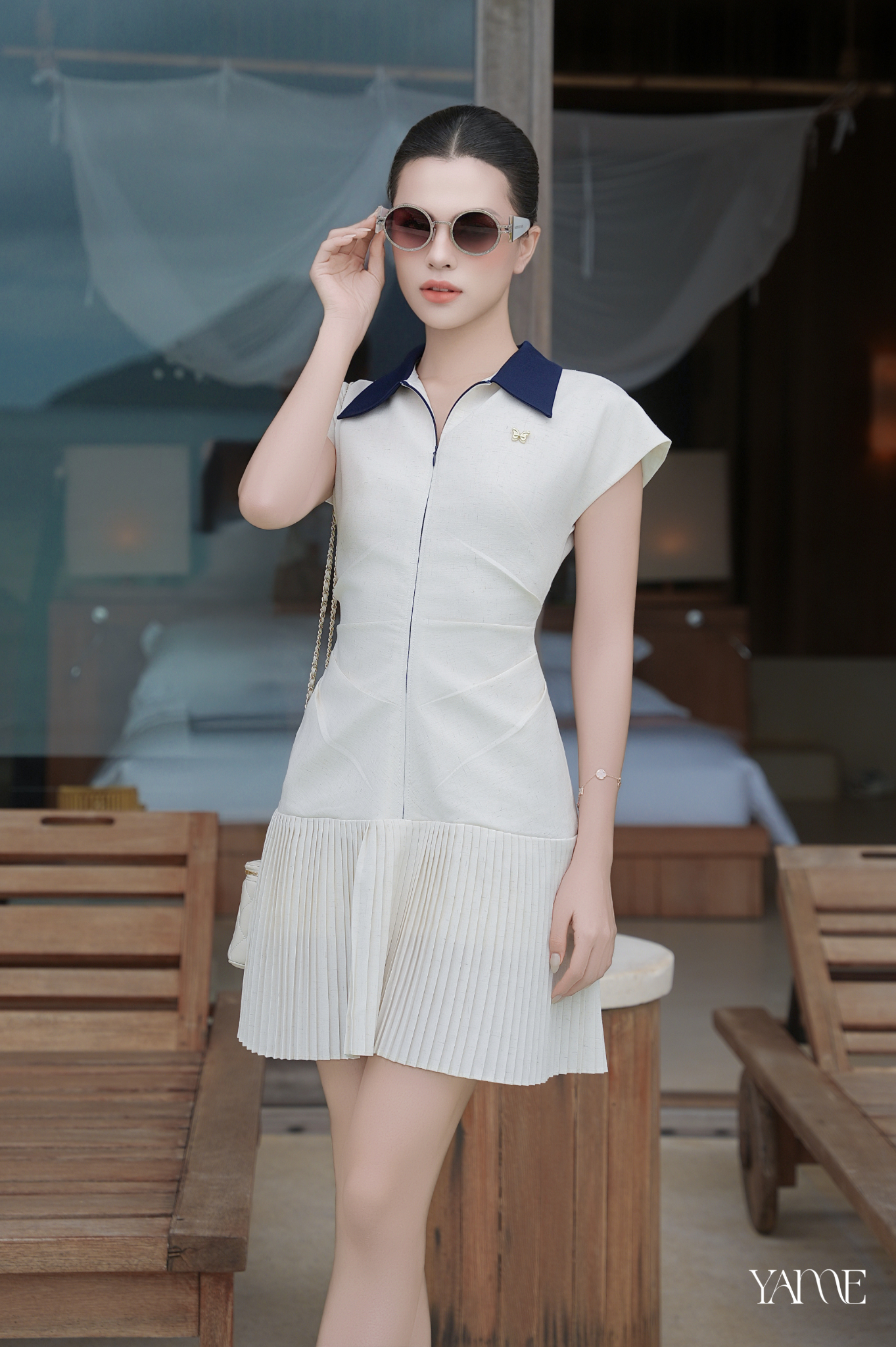 Váy xếp ly ngắn chiết ly eo nan quạt YAME YV697