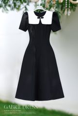 Váy đen dài cổ đắp phối ren trắng đính nơ đá YAME YV666