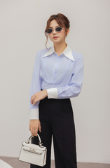 Áo sơ mi nữ dài tay kẻ xanh phối cổ và cửa tay trắng vạt vòm trước ngực cách điệu YAME YA604