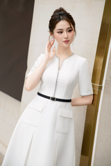 Váy nữ dáng xoè xếp ly đột chỉ phối màu kèm dây đai rời cổ khoét V túi ốp trang trí YAME YV332