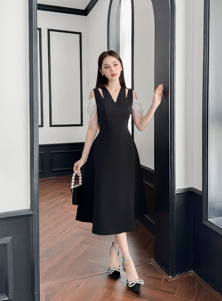 Váy nữ dáng dài cut-out khoét vai tay rủ phối tơ YAME YV237
