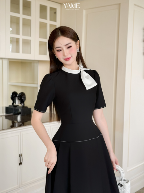 Váy nữ dáng xoè phối cổ trắng cài nơ vải tháo rời tùng trần chỉ phối YAME YV284