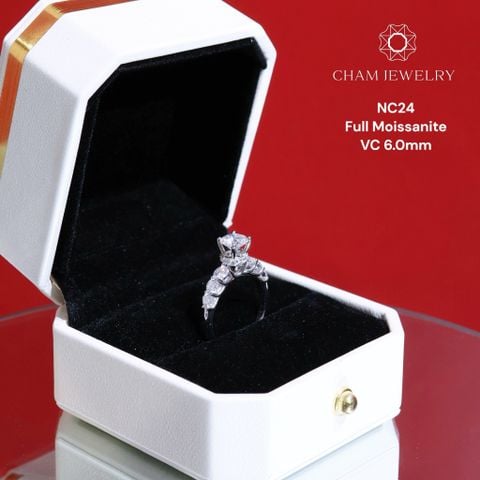 Nhẫn CHAM JEWELRY NC24 , Full Moissanite Chủ 6.0mm (Barcode TVM0001).