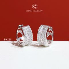 Hoa Tai BK138 CHAM JEWELRY, Hoa Tai Khoen Bản 6.0mm (Barcode TBK204).