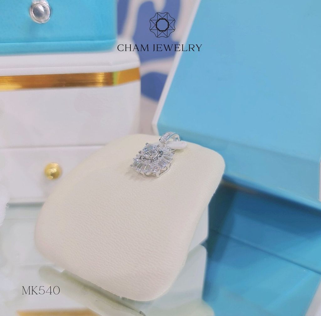 Mặt Dây Chuyền MK540 CHAM JEWELRY, Chủ 4.5mm (Barcode TVB254M).