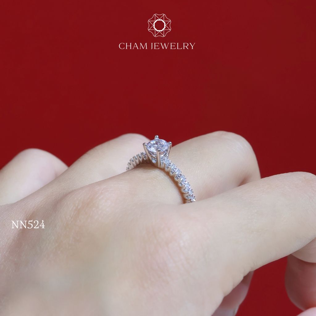 Nhẫn Nữ NN524 CHAM JEWELRY, Full Đá Chủ 5.0mm (Barcode TNN498).