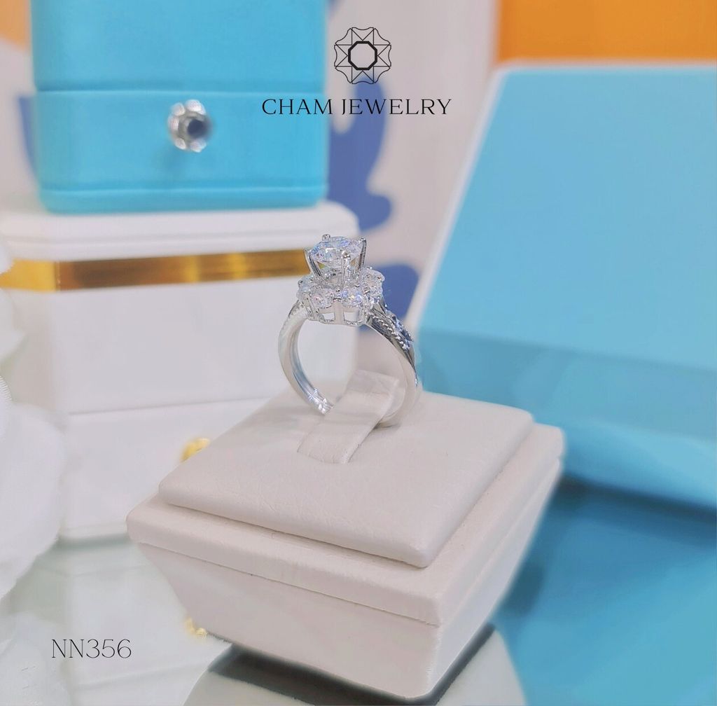 Nhẫn NN356 CHAM JEWELRY, Chủ 6,5mm ( Barcode TNN1219).