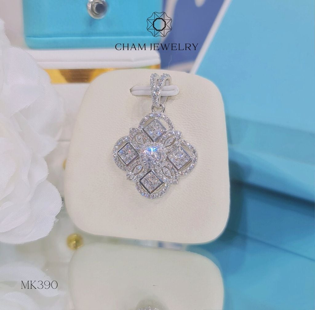 Mặt Dây Chuyền MK390 CHAM JEWELRY, Hoa chủ 4.0mm.