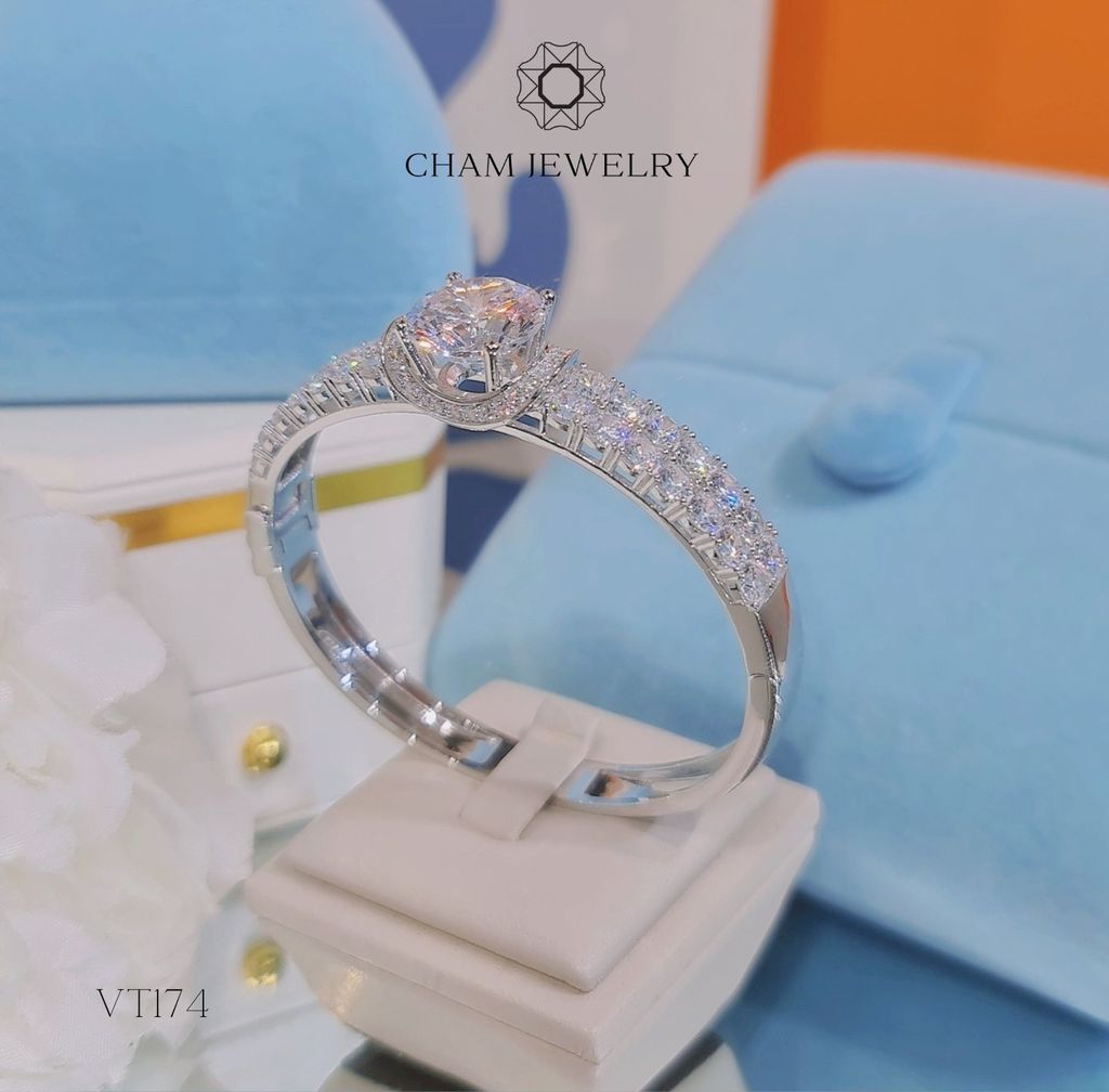 Vòng Tay VT174 CHAM JEWELRY, Chủ 12.0mm Bản 7.0mm (Barcode CV7585).