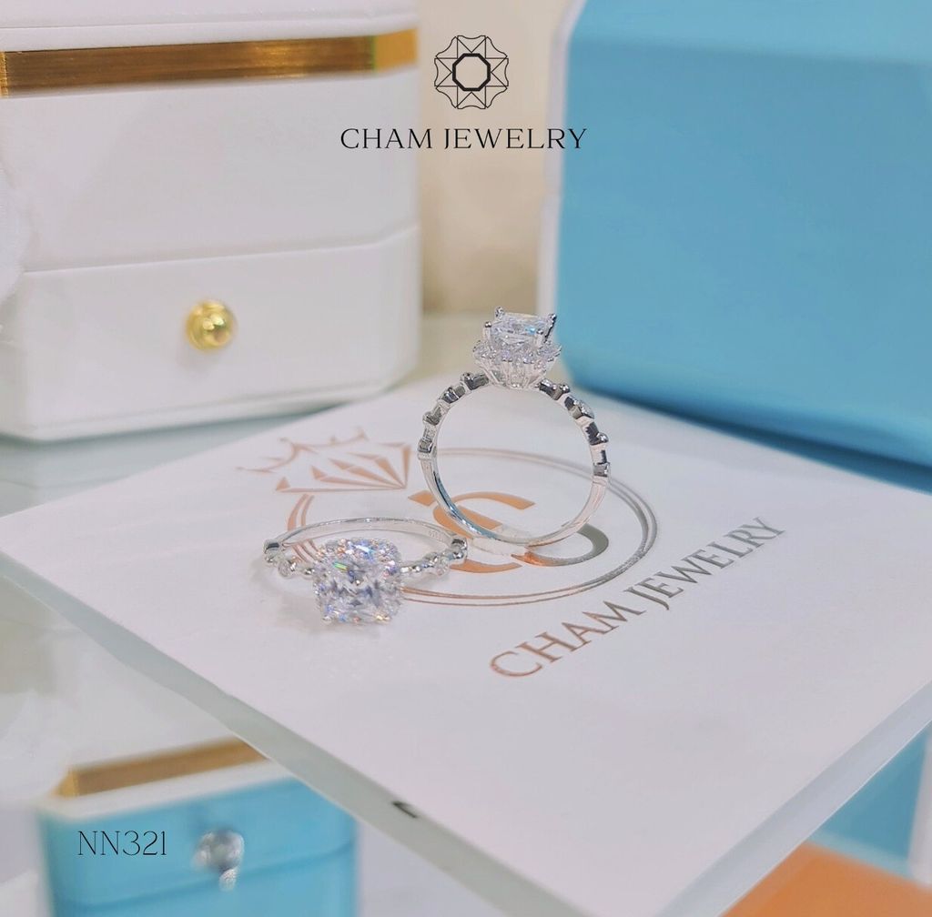 Nhẫn NN321 CHAM JEWELRY, Xoàn Vuông 5.0mm (Barcode TNN1225).