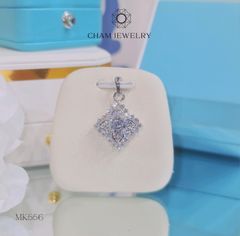 Mặt Dây Chuyền MK556 CHAM JEWELRY , Mặt Vuông Hoa Chủ 6.0mm .