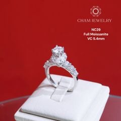 Nhẫn NC29 CHAM JEWELRY, Chủ 5.4mm Full Moissanite Cao Cấp (Barcode C3DNM44).