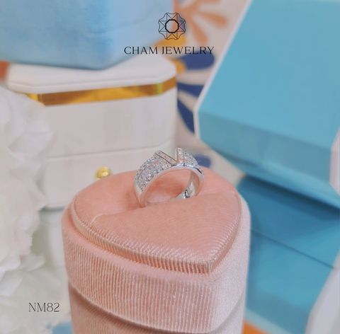 Nhẫn NM82 CHAM JEWELRY, Nhẫn Chữ V (Barcode TNC21).
