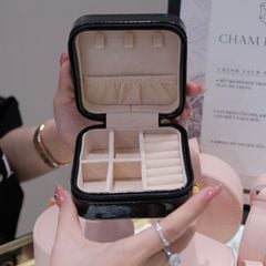 Hộp Trang Sức Vuông Cao Cấp CHAM JEWELRY