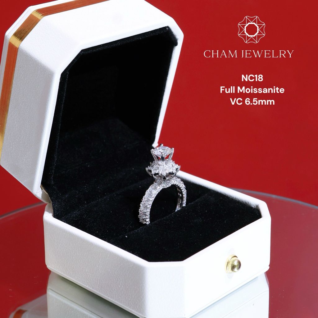 Nhẫn NC18 CHAM JEWELRY, Chủ 6.5mm Full Moissanite Cao Cấp (Barcode TVM44).