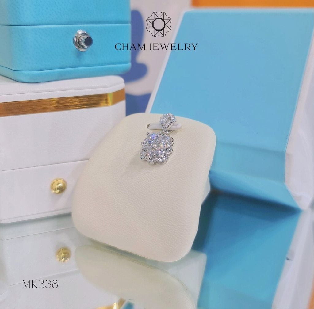 Mặt Dây Chuyền MK338 CHAM JEWELRY, Chủ 5.5mm (Barcode TMA1384).