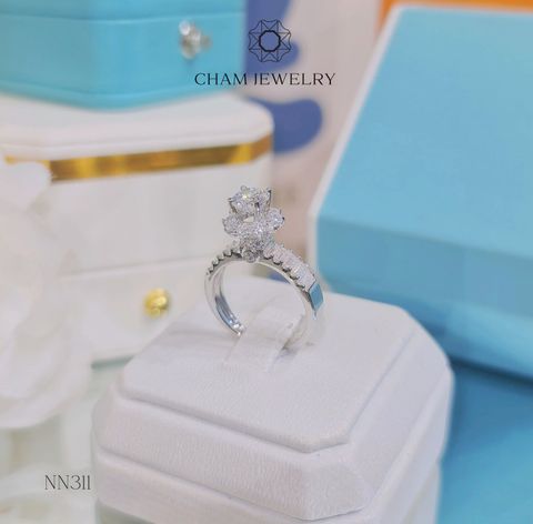 Nhẫn NN311 CHAM JEWELRY , Chủ 5.5mm (Barcode TNN1207).
