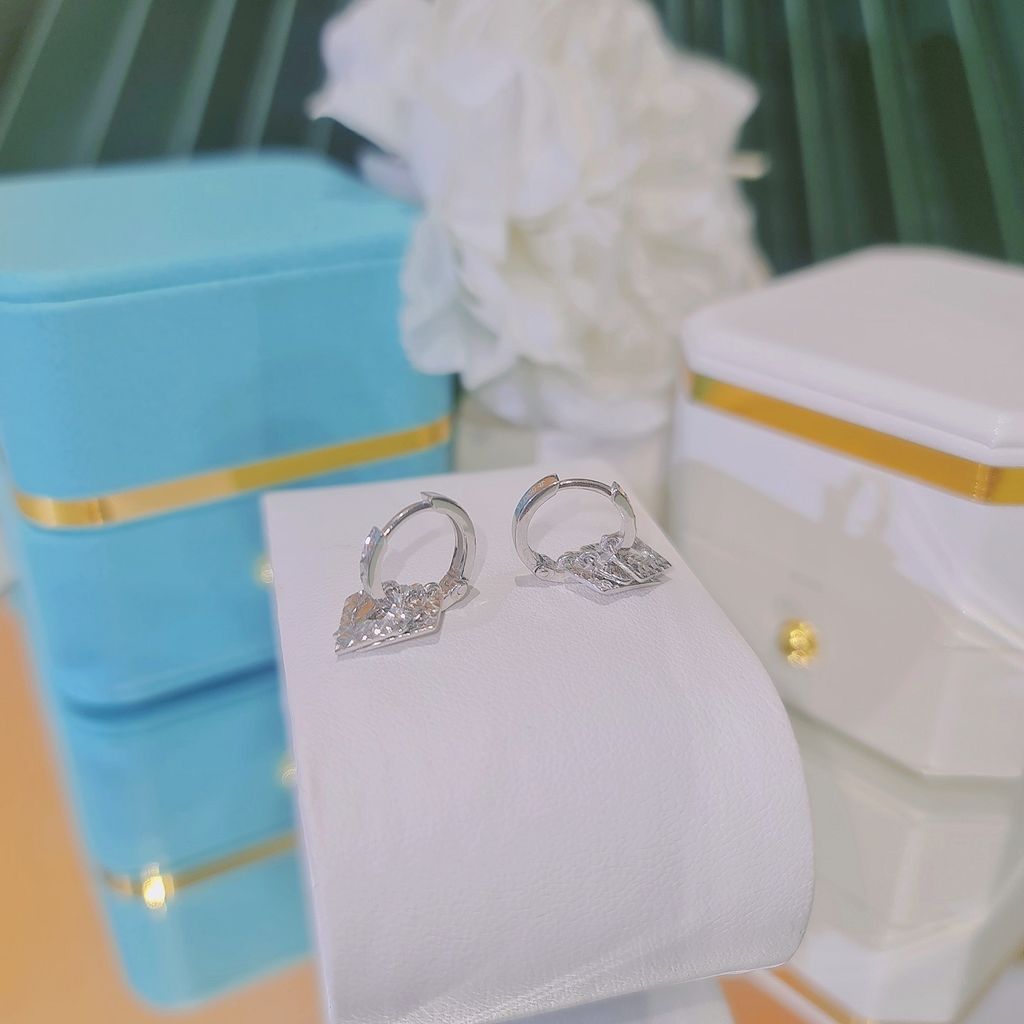 Hoa Tai CHAM JEWERLY BT24.