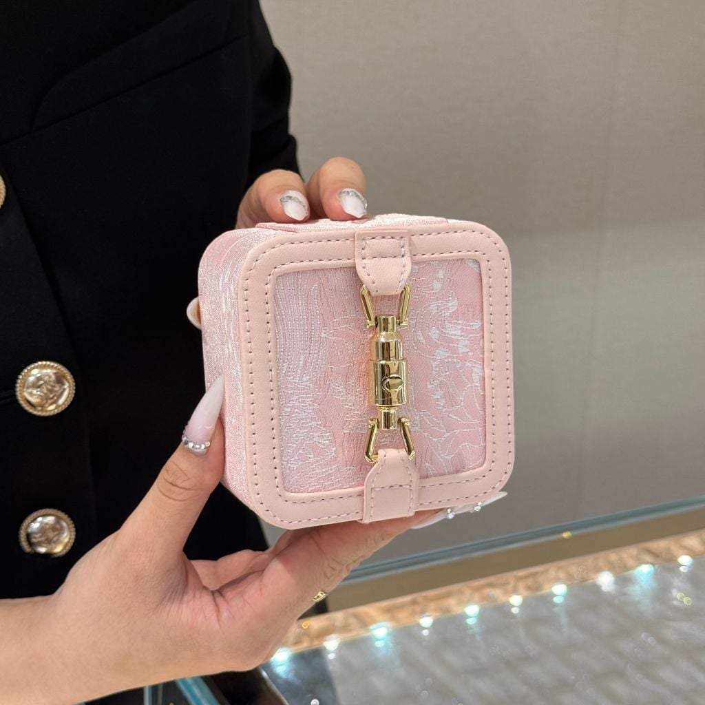 Hộp Trang Sức Hoa Văn Cao Cấp CHAM JEWELRY