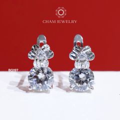 Hoa Tai BG197 CHAM JEWELRY, Chủ 6.5mm ( Barcode TBG0815).