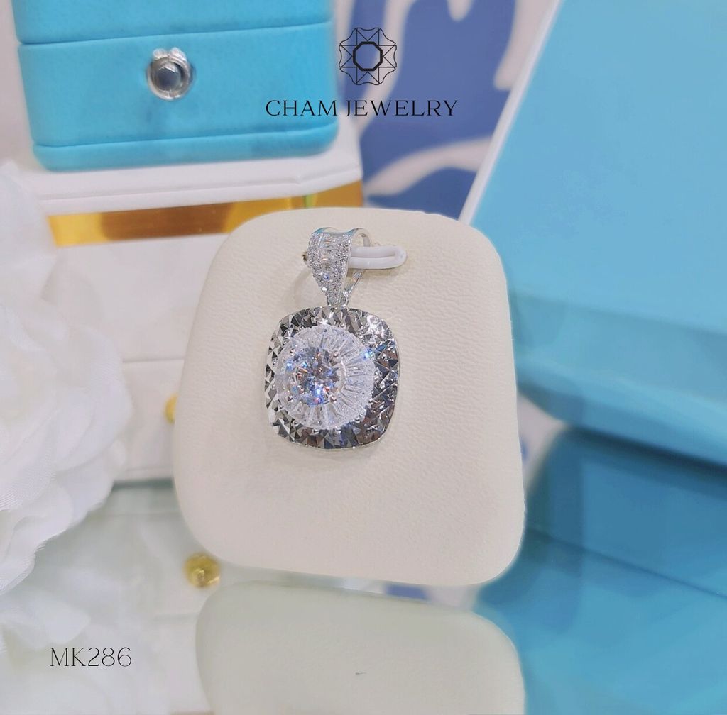 Mặt Dây Chuyền MK286 CHAM JEWELRY, Mặt Vuông Chạm Máy Chủ 7mm (Barcode TMA1090).