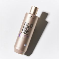 Dầu gội trung hòa Schwarzkopf Blondme 300ml