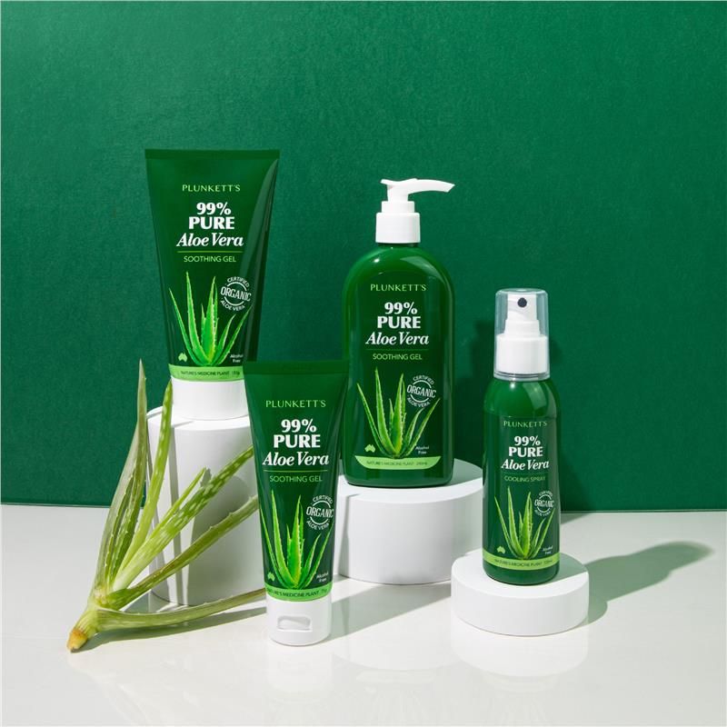 Xịt làm mát Plunketts 99% lô hội nguyên chất 125ml