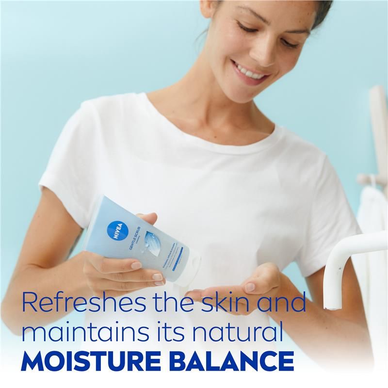 Sữa rửa mặt tẩy tế bào chết dịu nhẹ NIVEA Daily Essentials 150ml