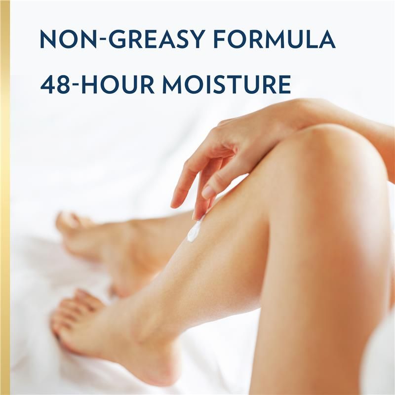 Sữa dưỡng thể Vaseline Intensive Care phục hồi sâu 225ml