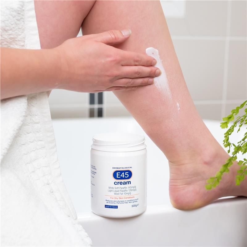 Kem dưỡng ẩm E45 cho da khô và chàm 500g