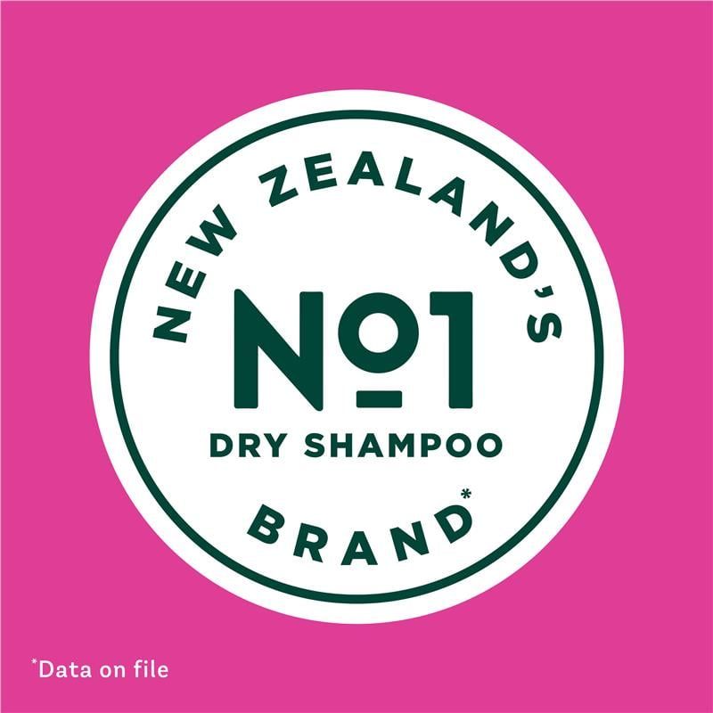 Bộ quà tặng dầu gội khô Batiste Naughty & Nice 200ml